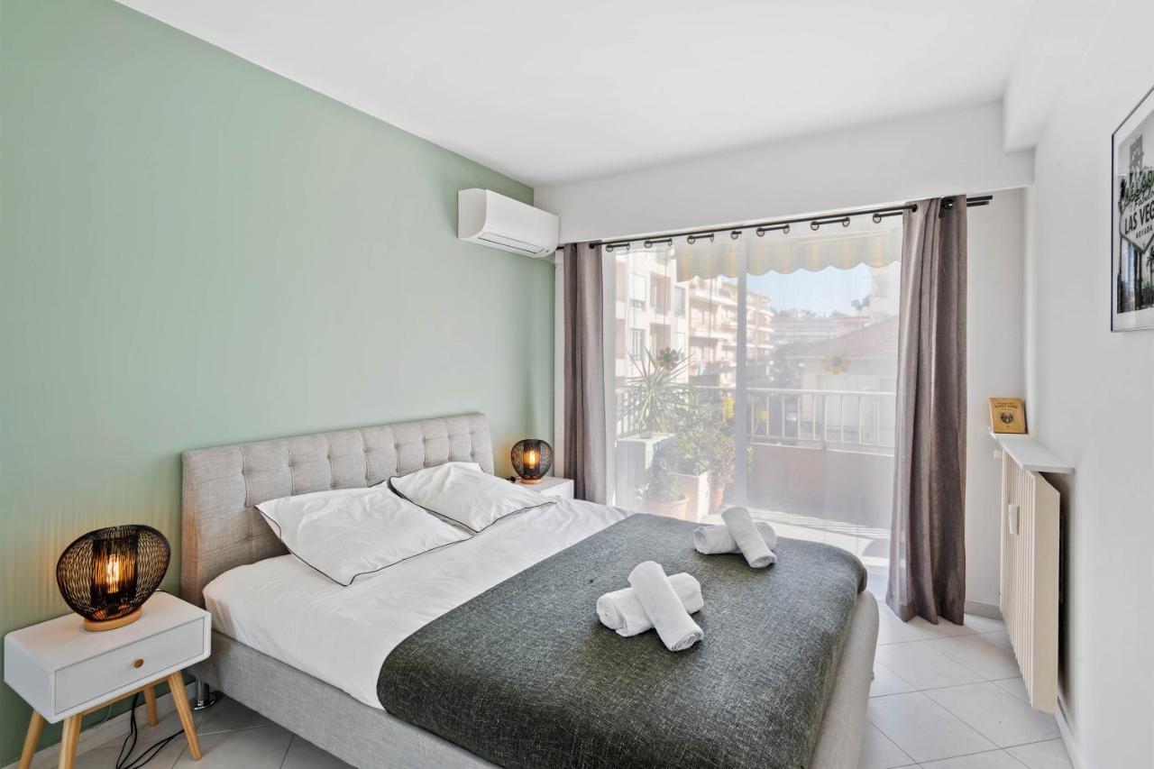 Majestic Apartment Канны Экстерьер фото